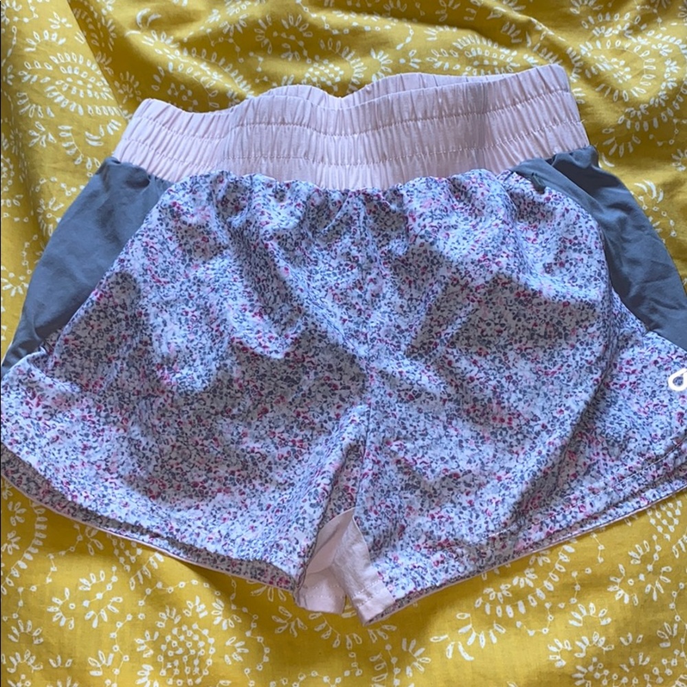 Gap running shorts